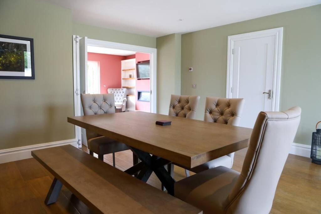 5* Self Catering Villa Nenagh ภายนอก รูปภาพ